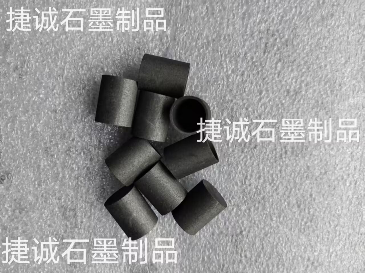 石墨坩埚，高纯石墨坩埚，等静压石墨坩埚，高精密石墨坩埚，石墨坩埚加工，高纯石墨坩埚加工，石墨坩埚加工厂